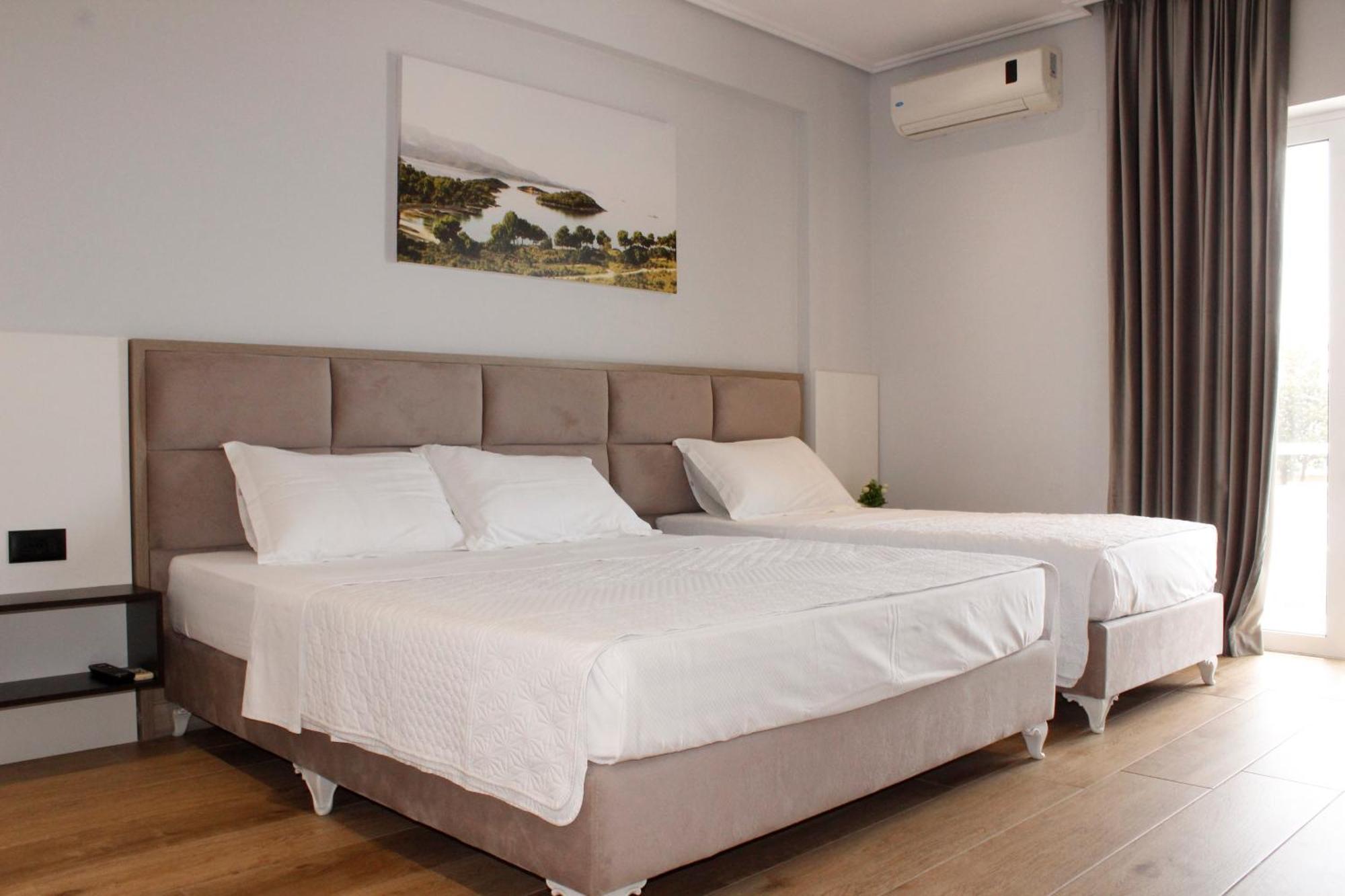 Bebi Hotel And Apartments Sarandë Exterior foto