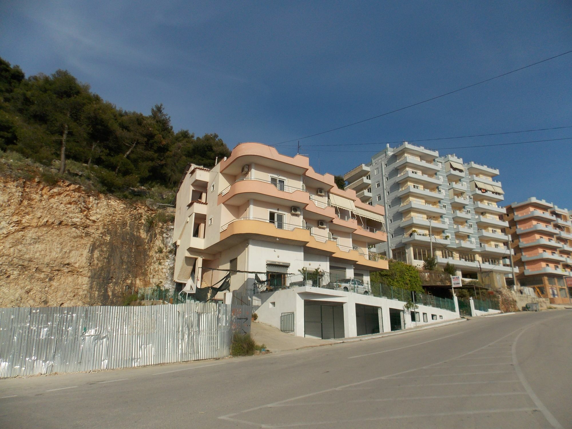 Bebi Hotel And Apartments Sarandë Exterior foto